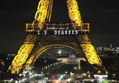 Eiffel-Tower-Climate-Agreem.jpg